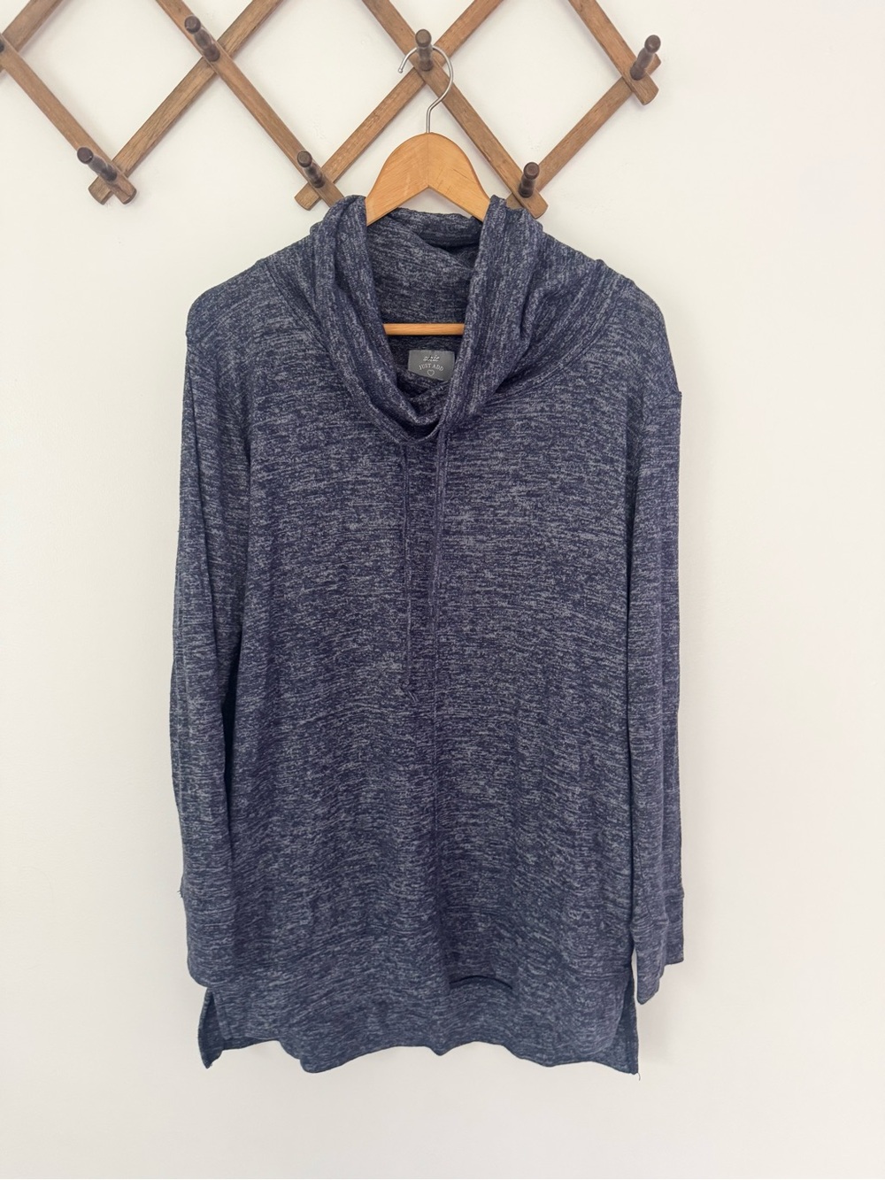 Aerie Cozy Cowl Neck Women’s Sweater - Heather Navy